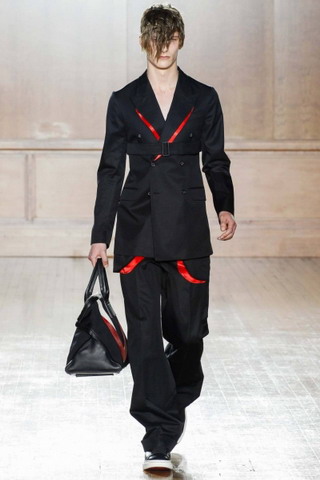 Alexander McQueen / - 2015